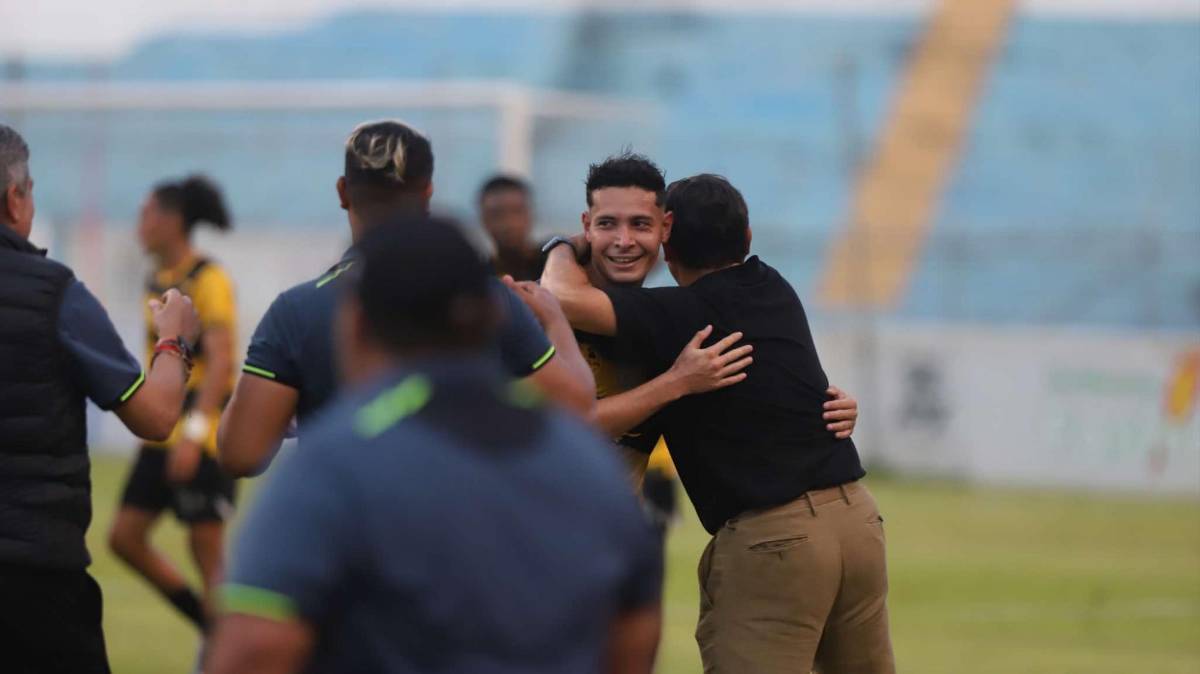 FOTOS: Dos exMotagua sorprenden, Real España sufre duro golpe, error infantil y el enojo que terminó en roja