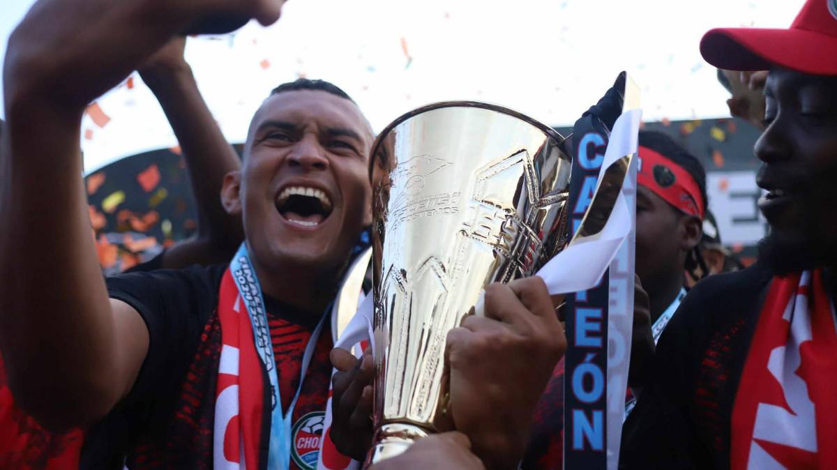 ¡Celebración y lágrimas! CD Choloma festeja por todo lo alto volver a la primera división de Honduras