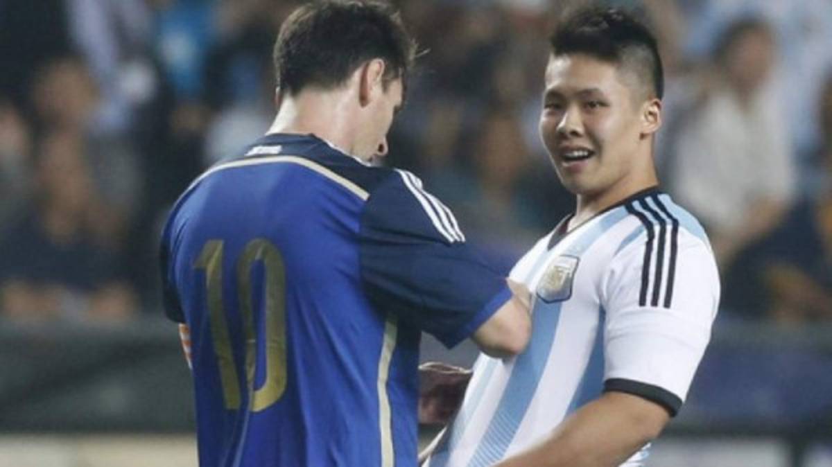 FOTOS: Los espontáneos más recordados que se han metido a la cancha por Messi
