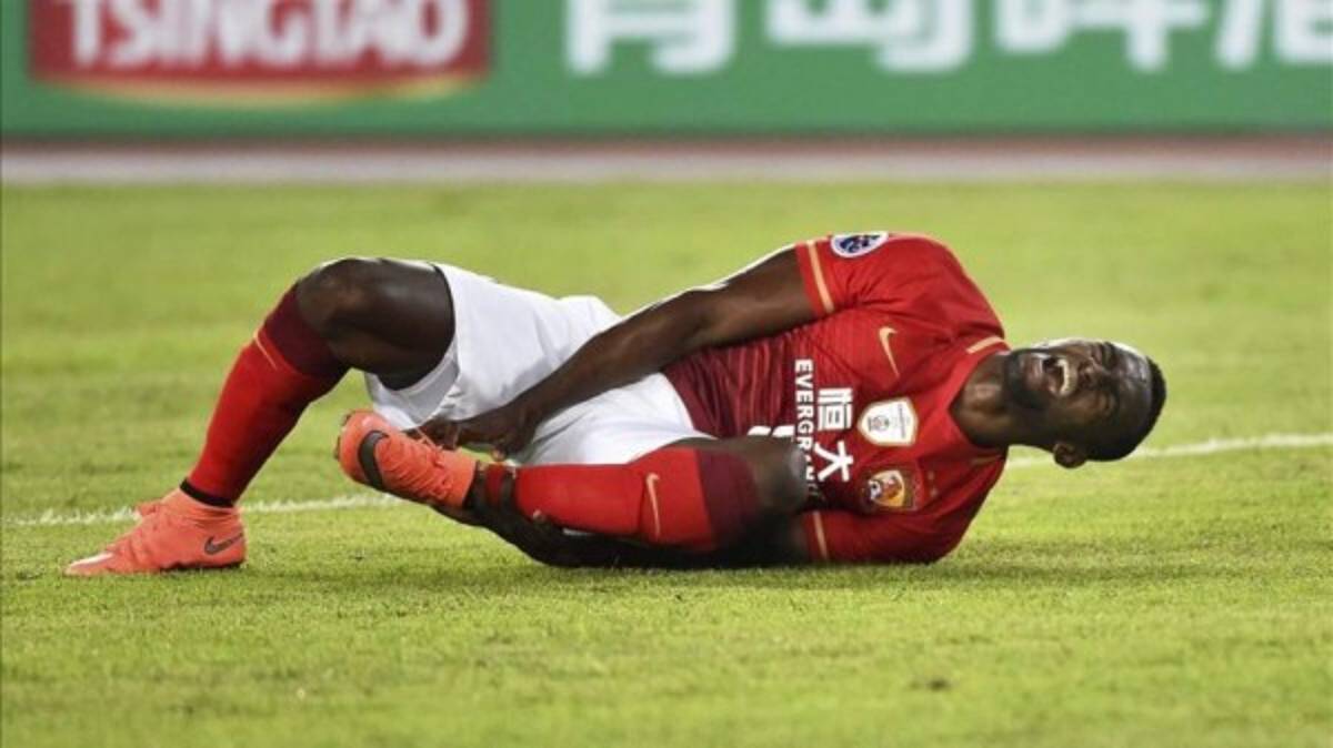 Uno más: Colombiano se une a la lista de los jugadores que han sufrido un calvario por las lesiones