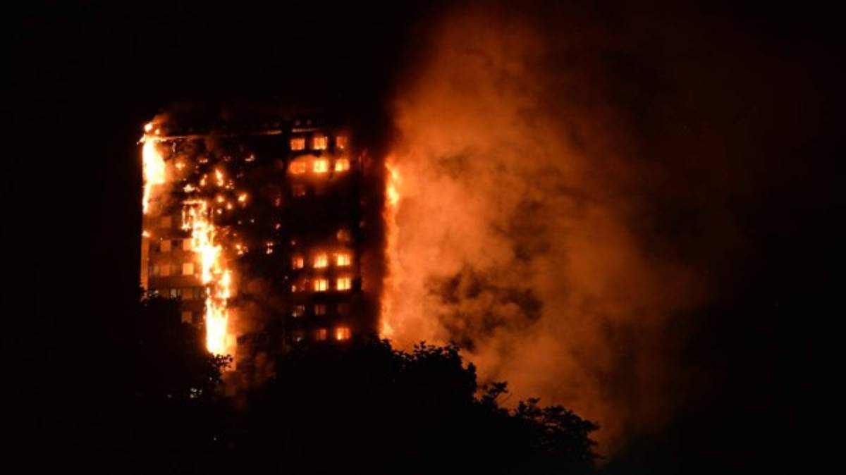 INFORME ESPECIAL: Terrible incendio en edificio de 30 pisos en Londres