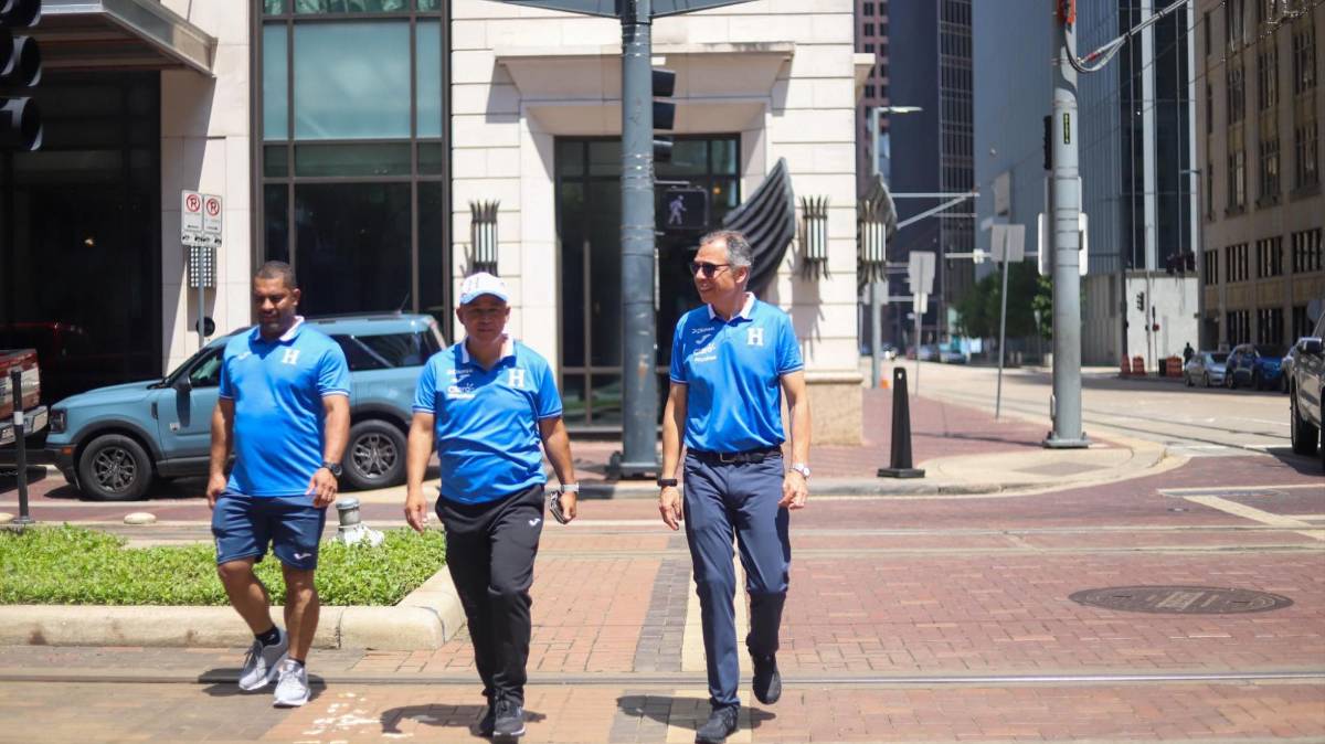 Bellas chicas y entusiasmo: aficionados de Honduras ponen a vibrar el NRG Stadium por la Copa Oro 2023