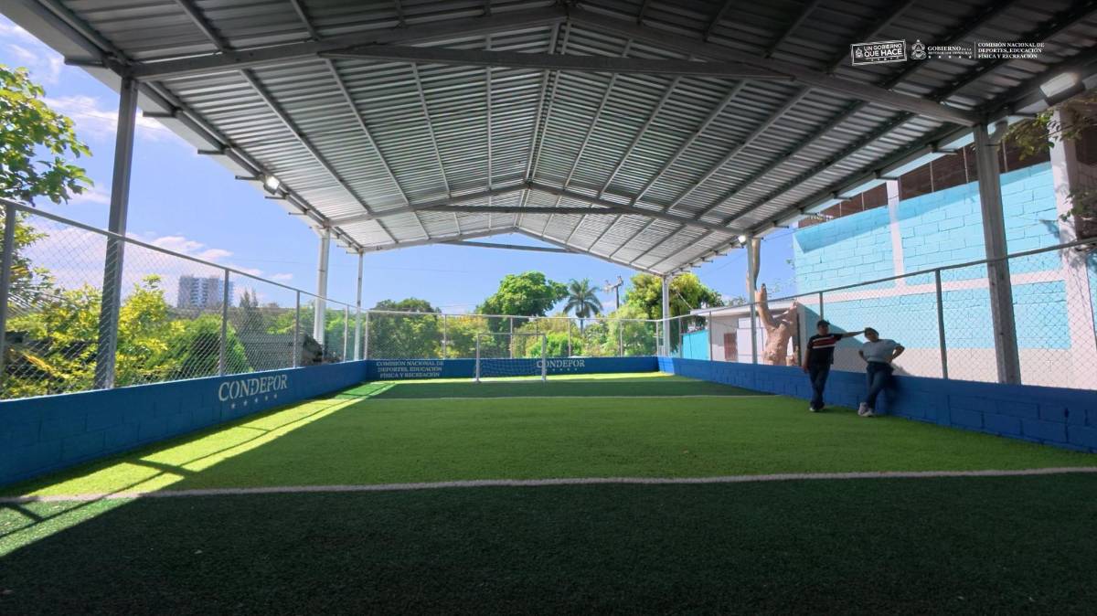 Biberones y Dientes de Leche estrenan canchas en el Complejo José Simón Azcona