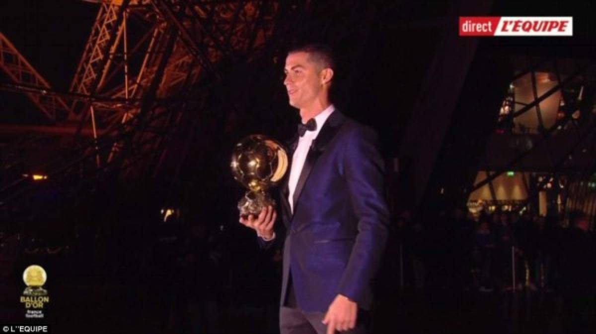 CURIOSO: Las íntimas fotos de Cristiano Ronaldo en la gala del Balón de Oro