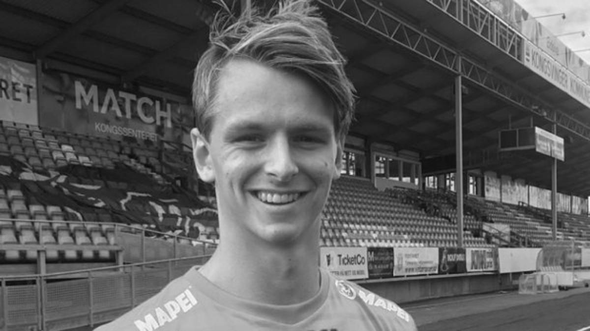 ¡De luto! Los futbolistas que han muerto en el 2018