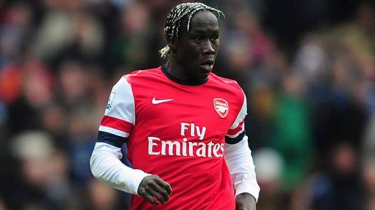 El francés Bacary Sagna anuncia que deja el Arsenal