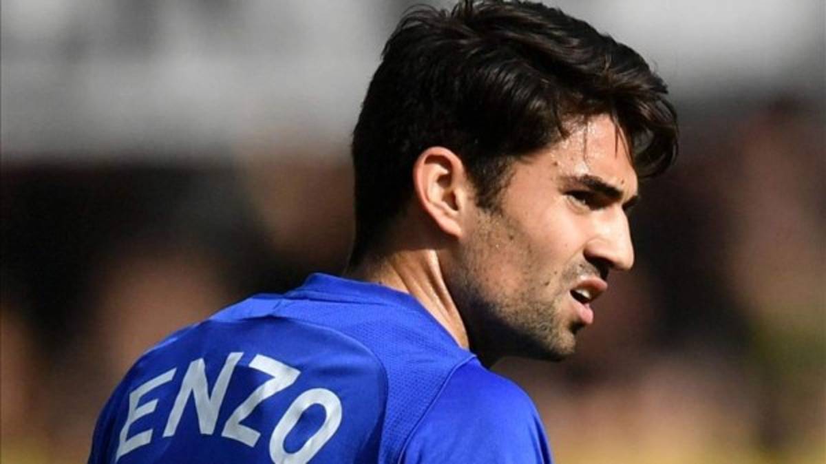 Fichajes: El trueque galáctico del Real Madrid, Barcelona va por un argentino y la 'bomba' de la Juventus