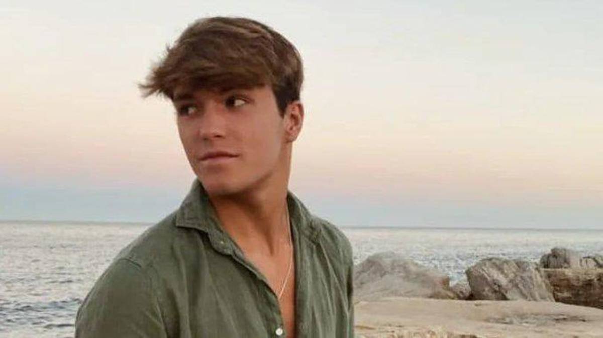 ¿Quién fue Álvaro Prieto, el futbolista que murió entre dos vagones de tren y que causa conmoción en España?