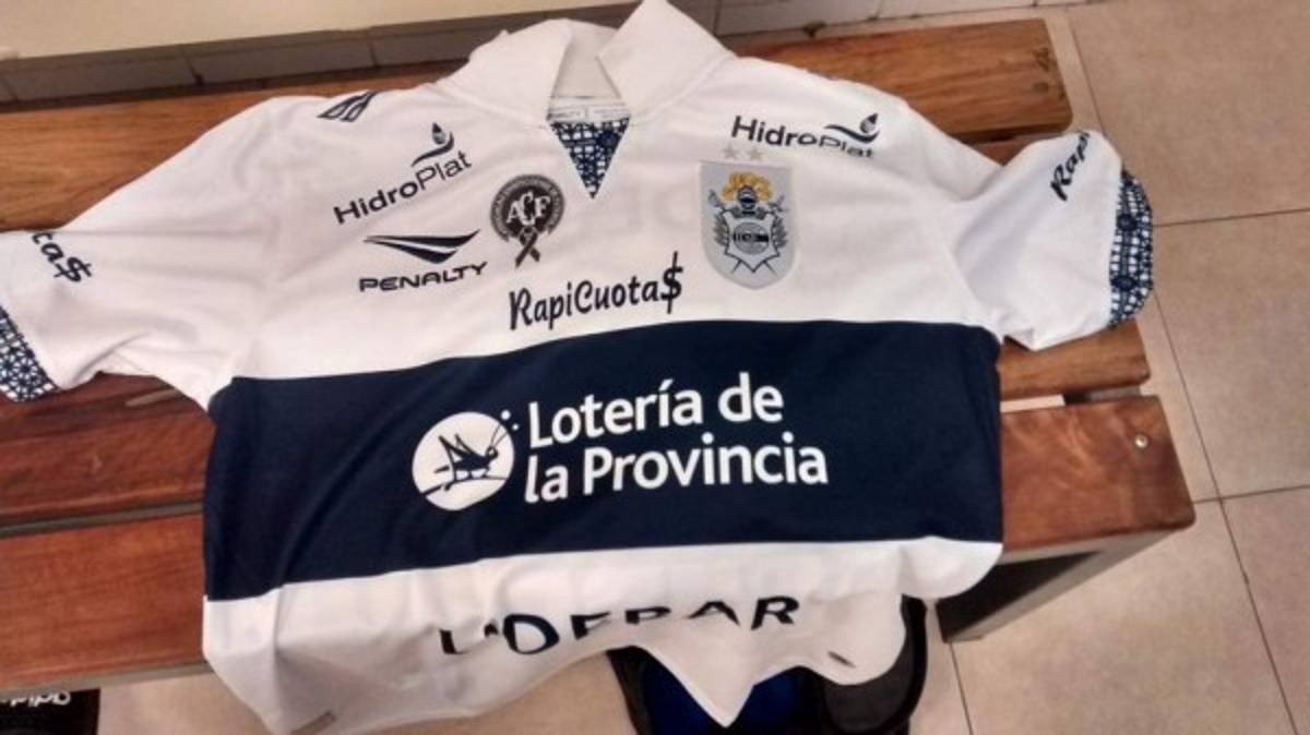 ¡Admirable! Las camisetas que homenajean al Chapecoense