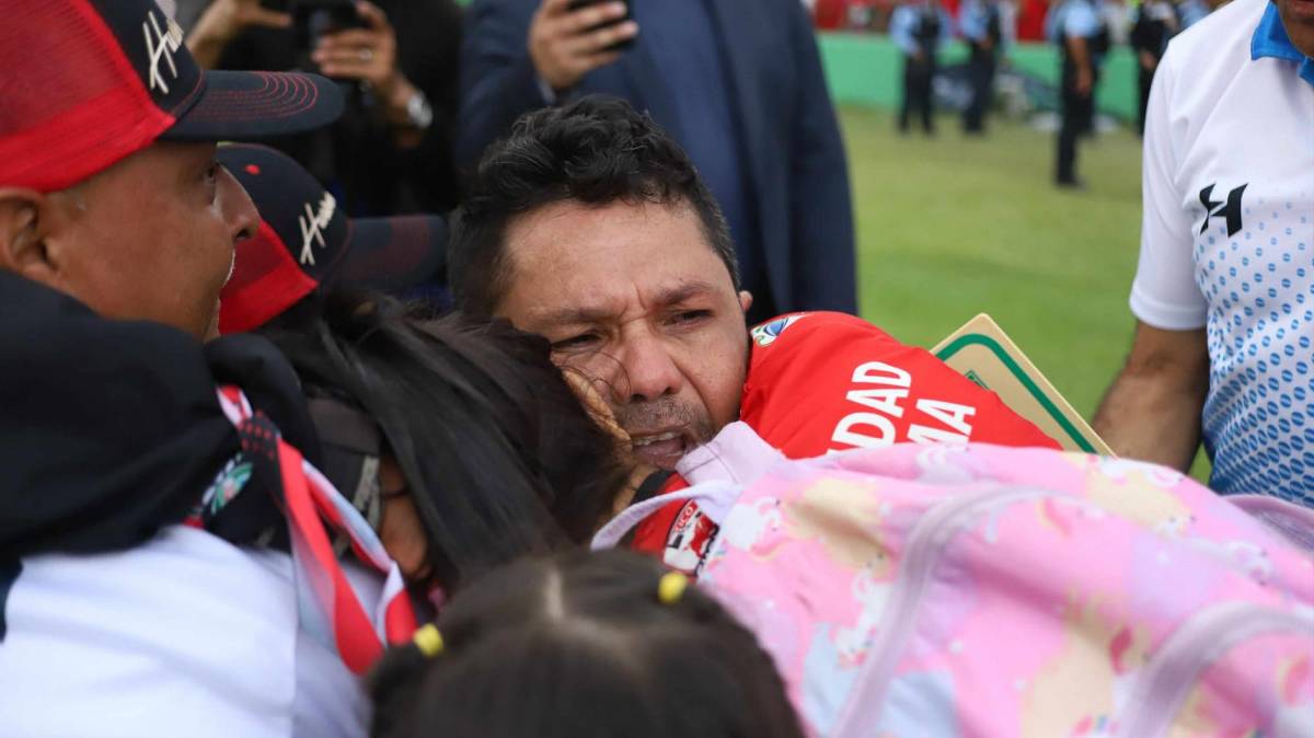 ¡Celebración y lágrimas! CD Choloma festeja por todo lo alto volver a la primera división de Honduras