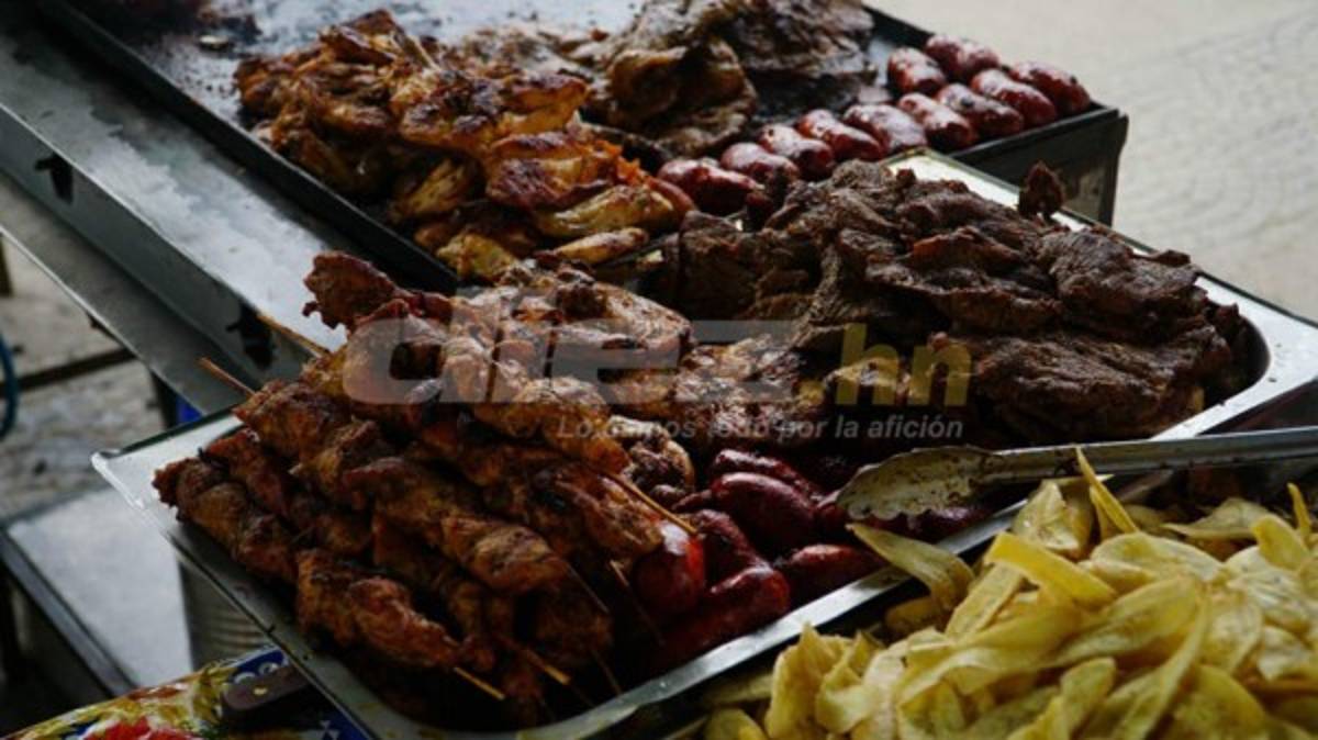 FOTOS: Así vive el Olímpico la fiesta de la gran final Real España-Motagua