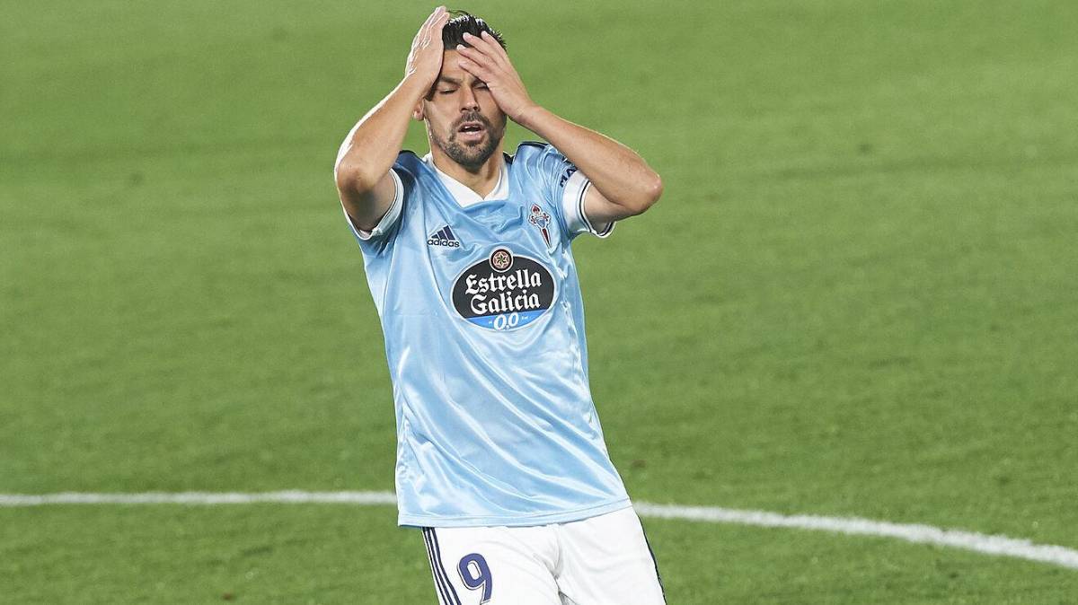 Son mundialmente conocidos y se quedaron sin equipo: los agentes libres que nadie fichó tras el mercado de traspasos