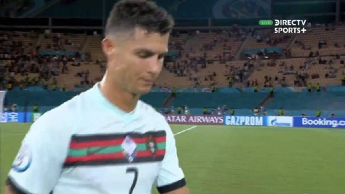 El adiós de CR7: Abrazo con Lukaku y crack del Real Madrid, rostro de indignación y el arrojo del brazalete