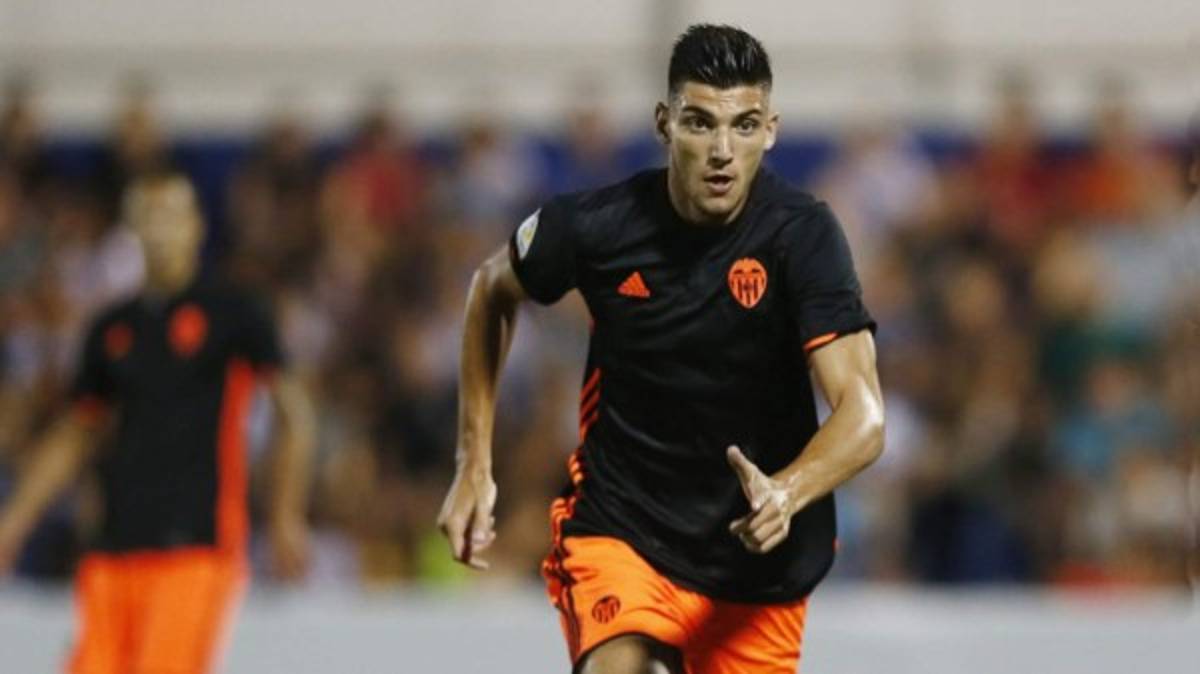 ¡Bombazos! El grande de la Premier que quiere a Keylor; Barça va por un holandés