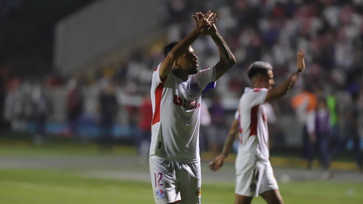Los locos que se colaron a ver la final en el Nacional, el tremendo llenazo de Olimpia y tristeza de Marathón; invitado especial