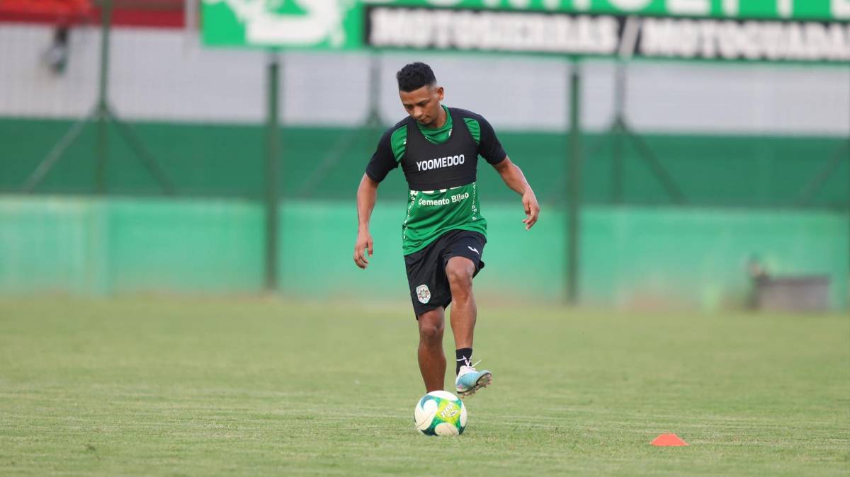 Mercado: Bajas en Olimpia, el jugador que regresará a Motagua y Olancho FC se está armando; dos atacantes se van del azul