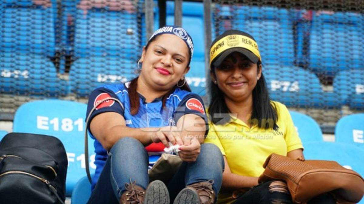 FOTOS: Así vive el Olímpico la fiesta de la gran final Real España-Motagua