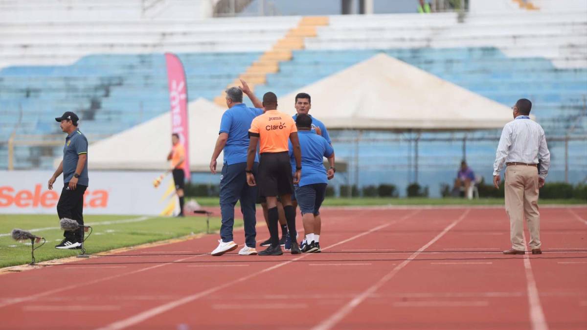 FOTOS: Dos exMotagua sorprenden, Real España sufre duro golpe, error infantil y el enojo que terminó en roja