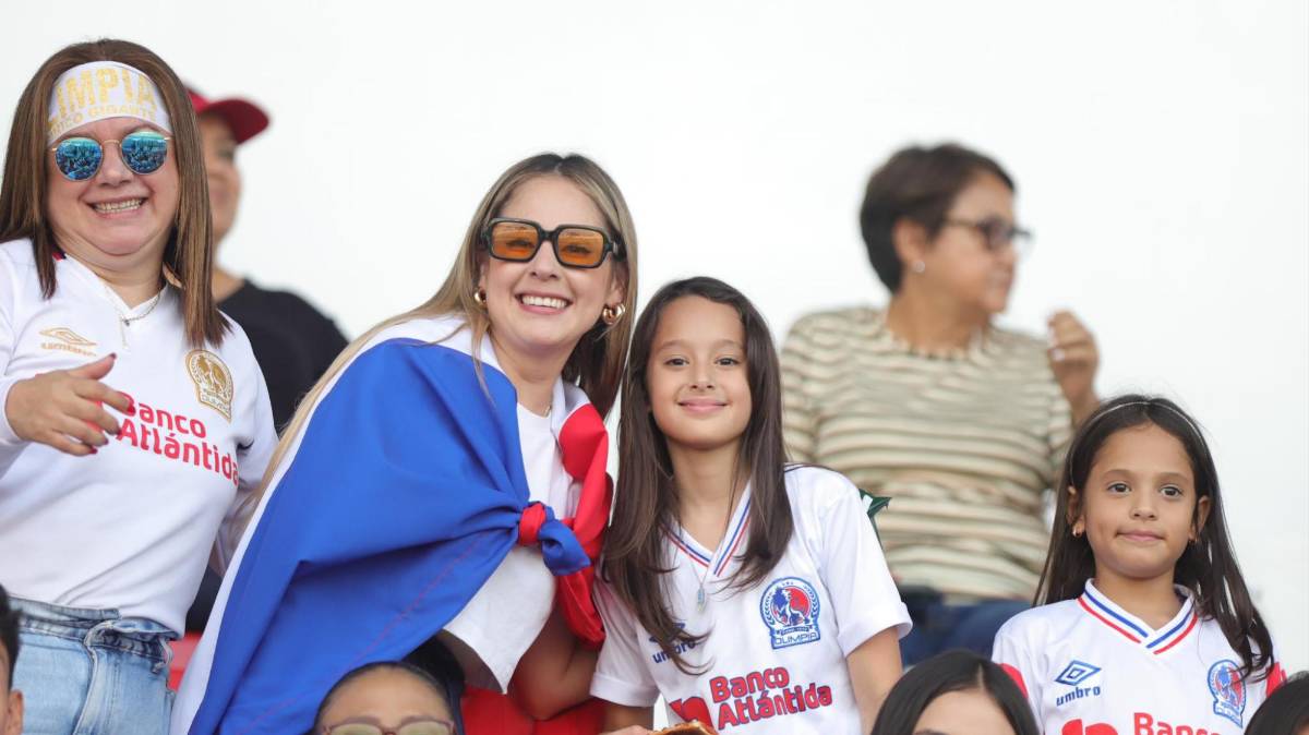 ¡Robaron suspiros! Las hermosas mujeres que enamoraron en la final Olimpia - Marathón en Tegucigalpa (FOTOS)