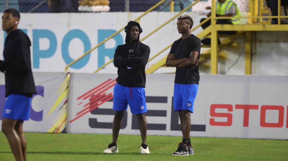 Olimpia presenta caras nuevas, el look llamativo en Real España y el gran ambiente previo al clásico en el Morazán