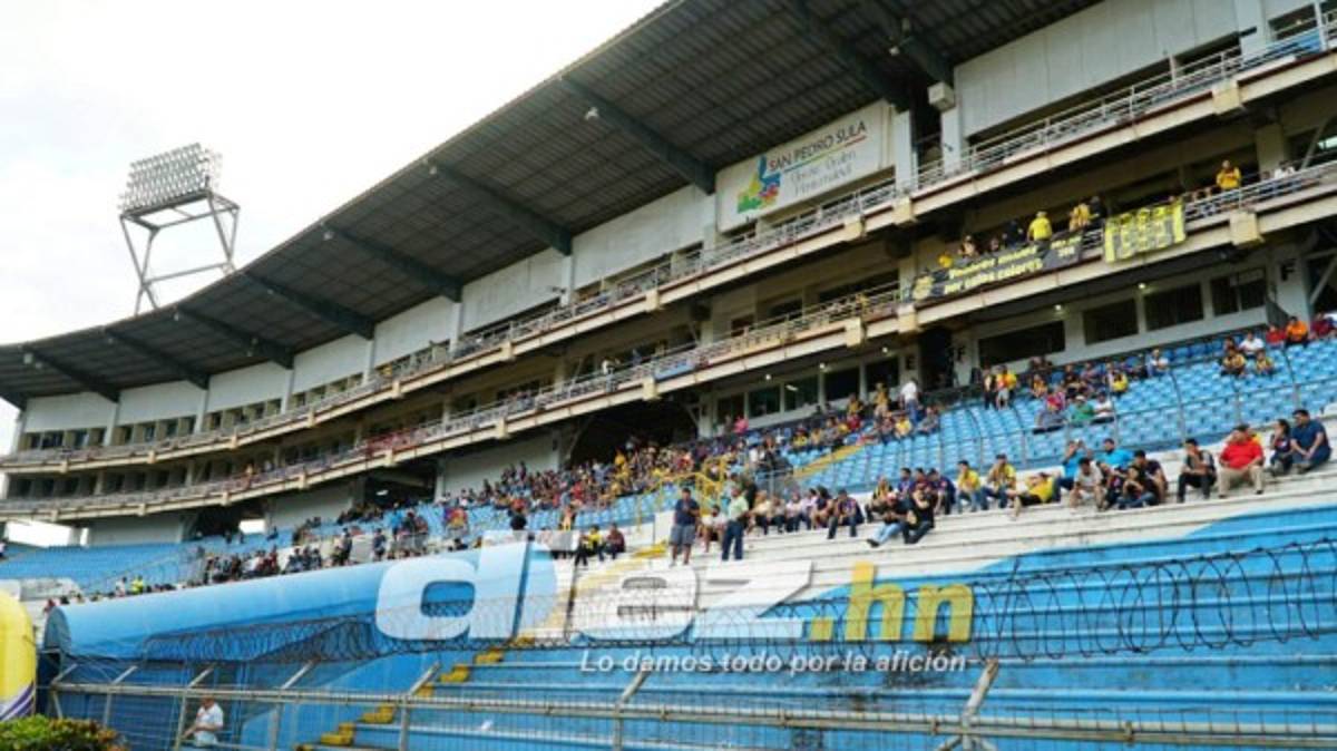 FOTOS: Así vive el Olímpico la fiesta de la gran final Real España-Motagua