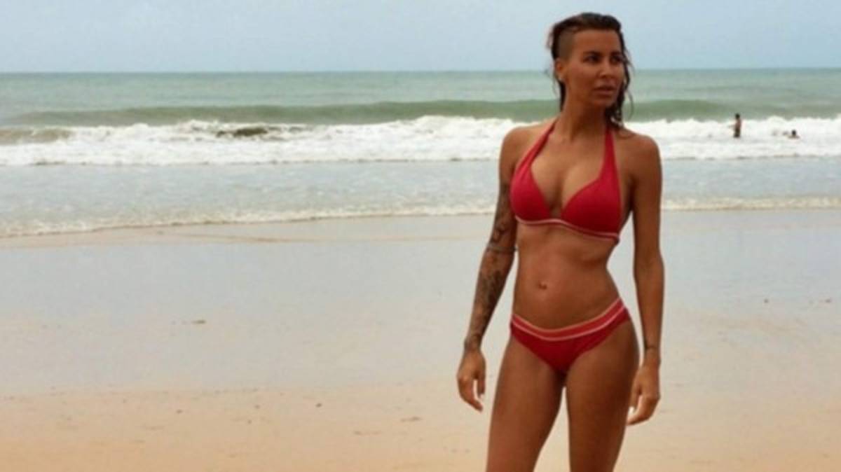 Esposas calientan aun más el juego entre Costa Rica y Estados Unidos