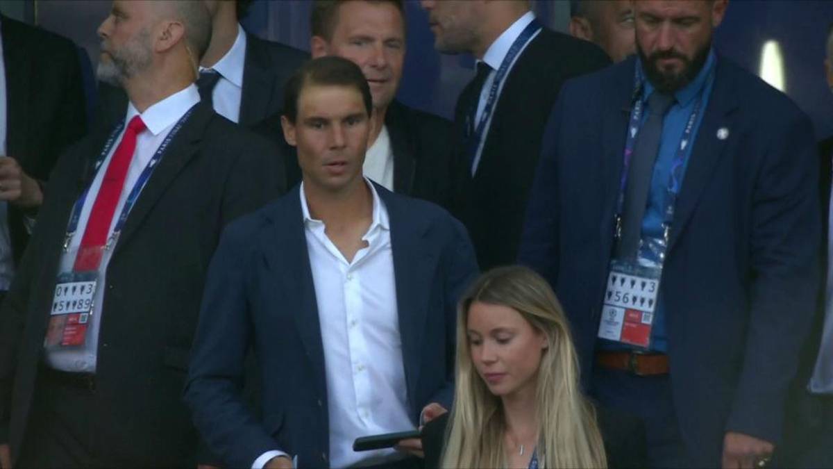 Famoso ex DT de Honduras estuvo presente en la final de Champions y exjugador del Real Madrid en las gradas como hincha