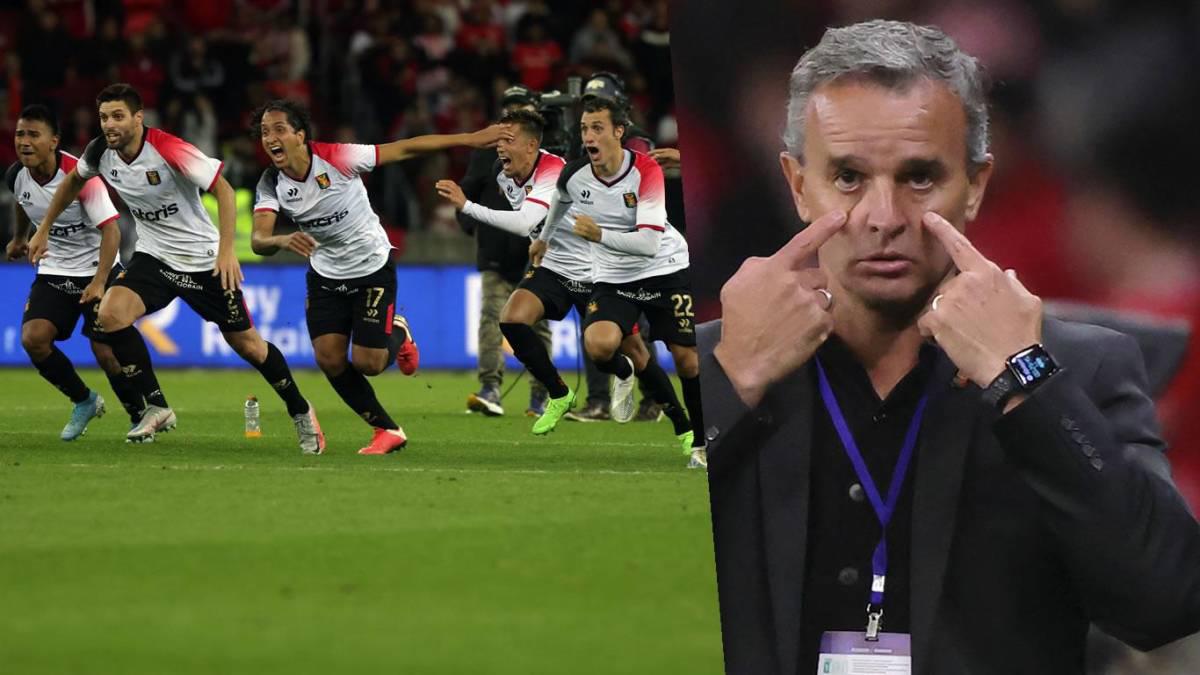 ¿Fracasó o tuvo éxito? Qué fue de Pablo Lavallén, el DT argentino que reemplazó a Troglio y ‘evitó’ el penta de Olimpia