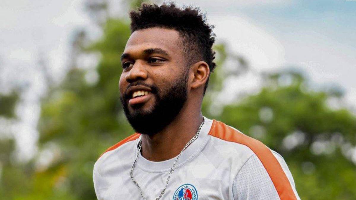 FICHAJES: Los robos de los Lobos al Olimpia y Motagua, Héctor Vargas rearma al Victoria y un hondureño viaja a Serbia