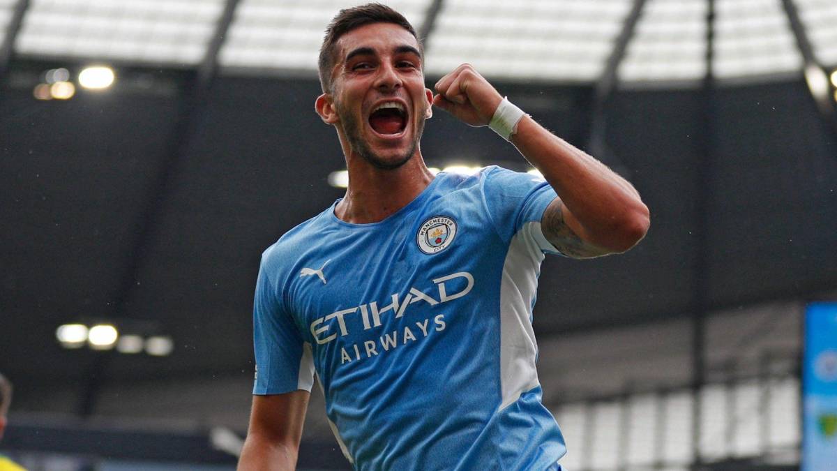 Así será el Barcelona de Xavi en 2022: El 11 que ilusiona a todos sus aficionados con los fichajes