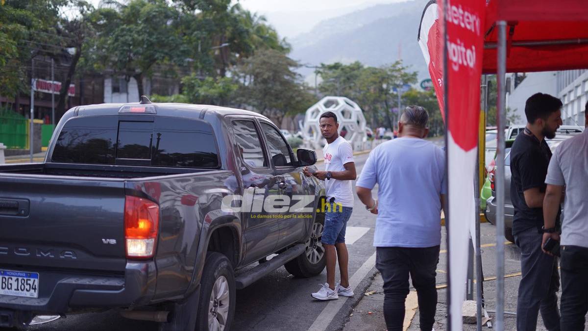 ¡Locura en la venta de boletos del Olimpia - Atlas! Ya se agotó una localidad y a cuánto lo tiene el mercado negro
