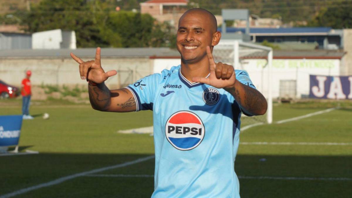 Fichajes: Giro inesperado para Kervin Arriaga, hondureño a Uruguay, el Toro se mueve y De Olivera luce colores de su nuevo equipo