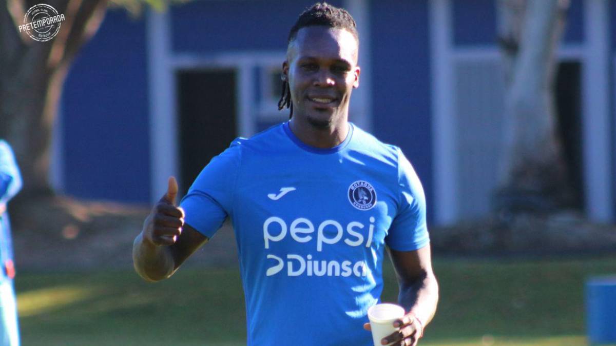 Mercado de fichajes en Honduras: ¿Troglio dio bienvenida a DT de Olimpia? Hay nuevo legionario y Motagua informa tema de renovaciones