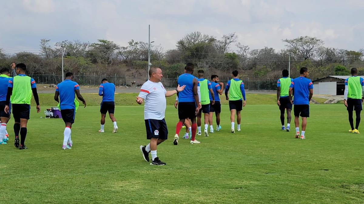 Bengtson sigue alegre tras anotarle a Motagua y el Chelito es el alma del Olimpia: así vivió Troglio el entreno del León