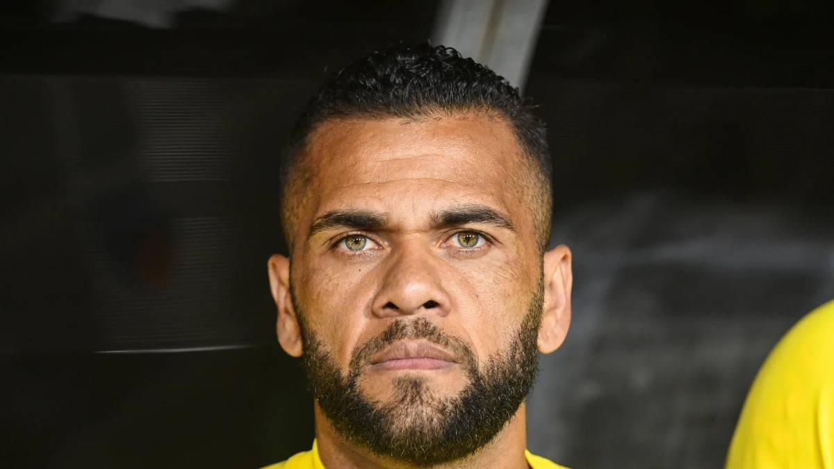 La forma en que Dani Alves gastó su fortuna ¿Cuál fue su máximo sueldo y cuánto dinero tiene?