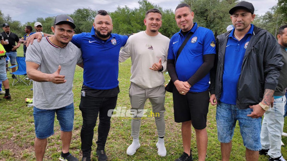 ¡Hermosa periodista se roba el show! Leyendas del fútbol hondureño deleitan con su talento en la IV edición de la New Orleans Cup