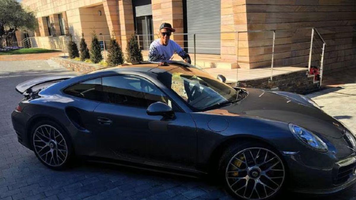 Revelan secretos de CR7: Cristiano Ronaldo vendió un Porsche a mitad de precio a cambio del teléfono de una Pussycat Doll