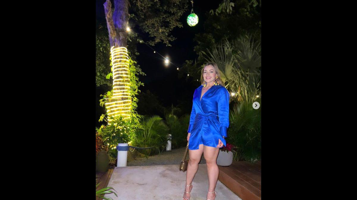 Virginia Varela deslumbra con su belleza y roba miradas en sus placenteras vacaciones en Roatán con Emilio Izaguirre
