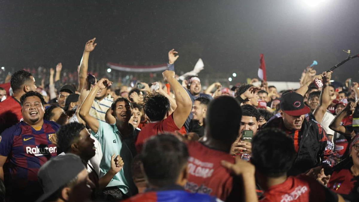 ¡Choloma celebró a lo grande! Los maquileros desataron la locura en la ciudad con la conquista del torneo Apertura de la Liga de Ascenso de Honduras
