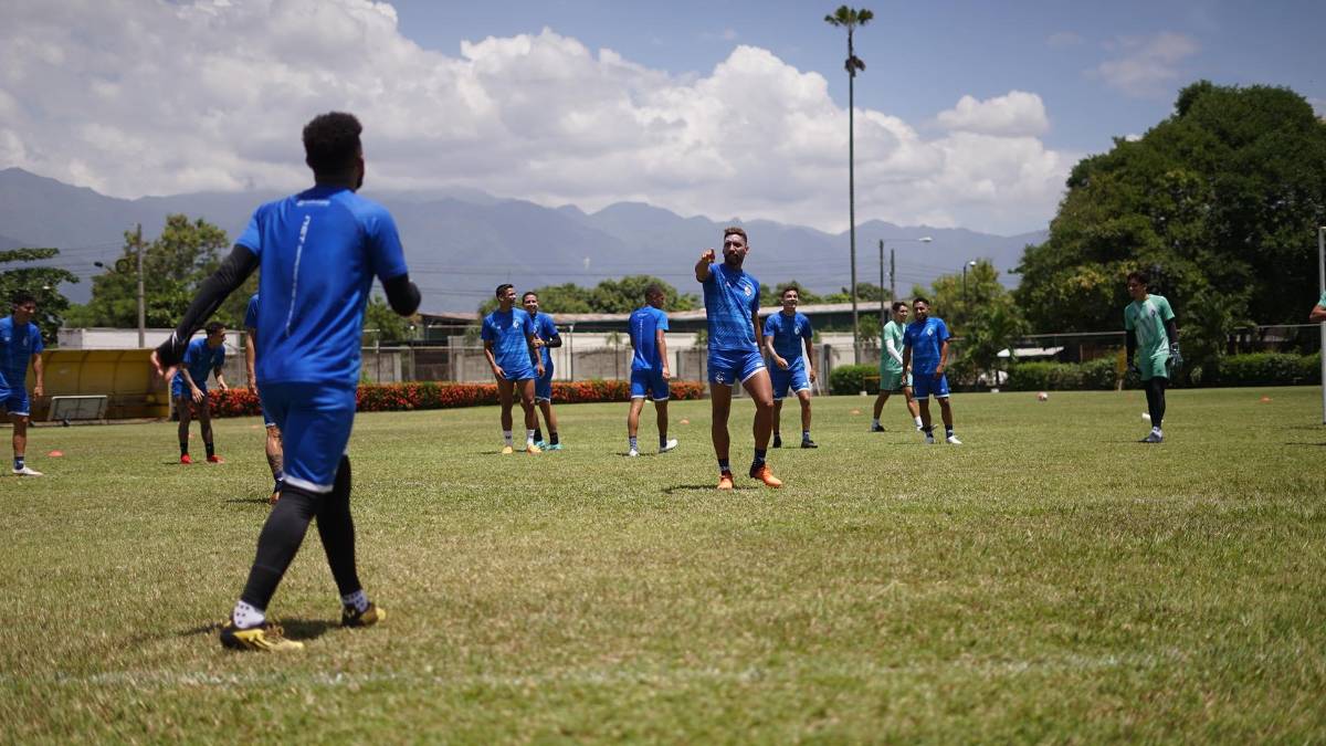 ¡Con el enemigo en casa! El Cartaginés de Costa Rica entrenó en la sede del Real España y quieren eliminarlos de la Concacaf League