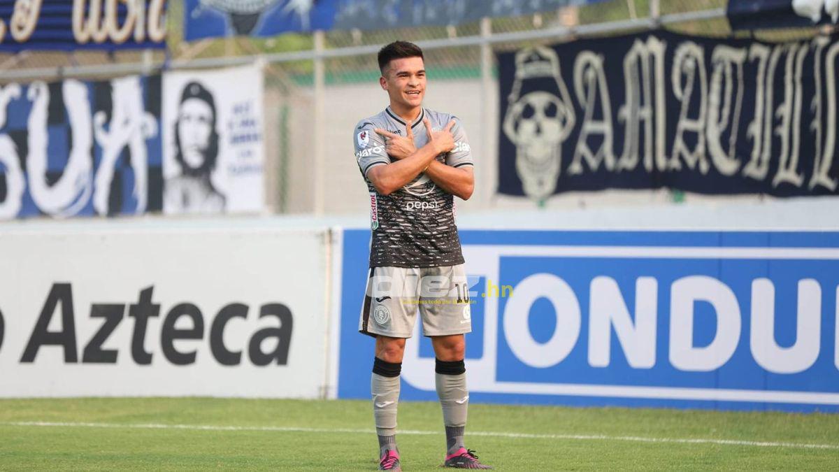 El aficionado preso, los cumpleañeros, el enojo de Troglio y la belleza hondureña: lo que no se vio de la fecha 16 del Clausura