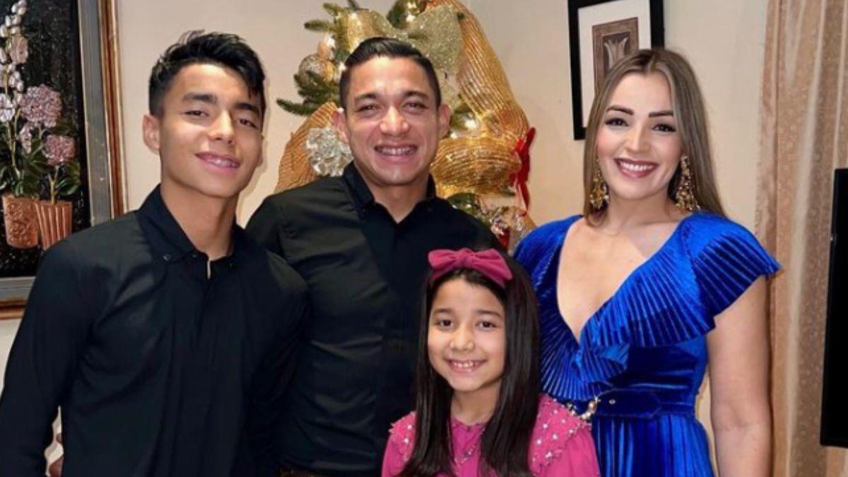 Virginia Varela deslumbra con su belleza y roba miradas en sus placenteras vacaciones en Roatán con Emilio Izaguirre