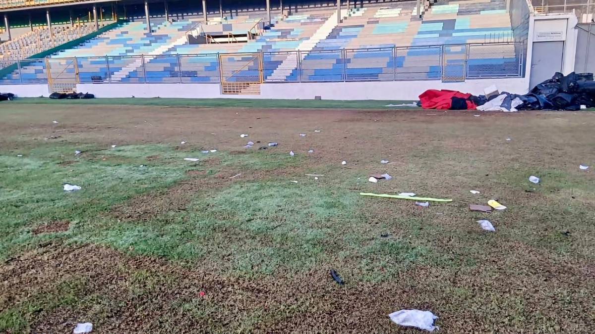 FOTOS: así quedó de destruida la cancha del Morazán tras recibir un concierto sin protección