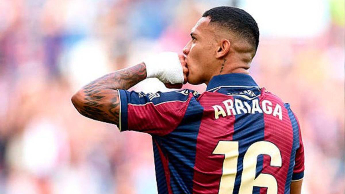 Fichaje en Olimpia, Real España va por bombazo, hondureño a Uruguay, Pinto con decisión final, ¿y Keyrol Figueroa?