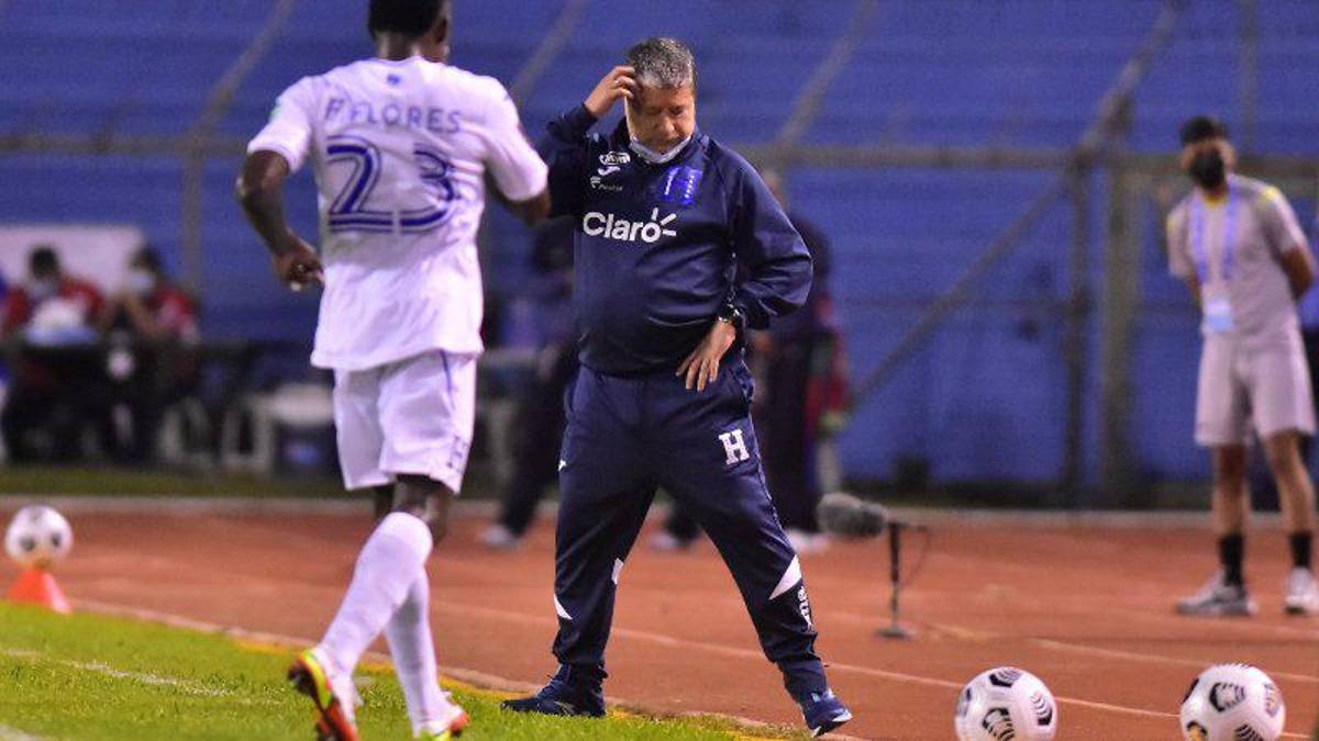 Así fueron los turbulentos seis meses del “Bolillo” Gomez en Honduras: su llegada fortuita, decepción y los números rojos