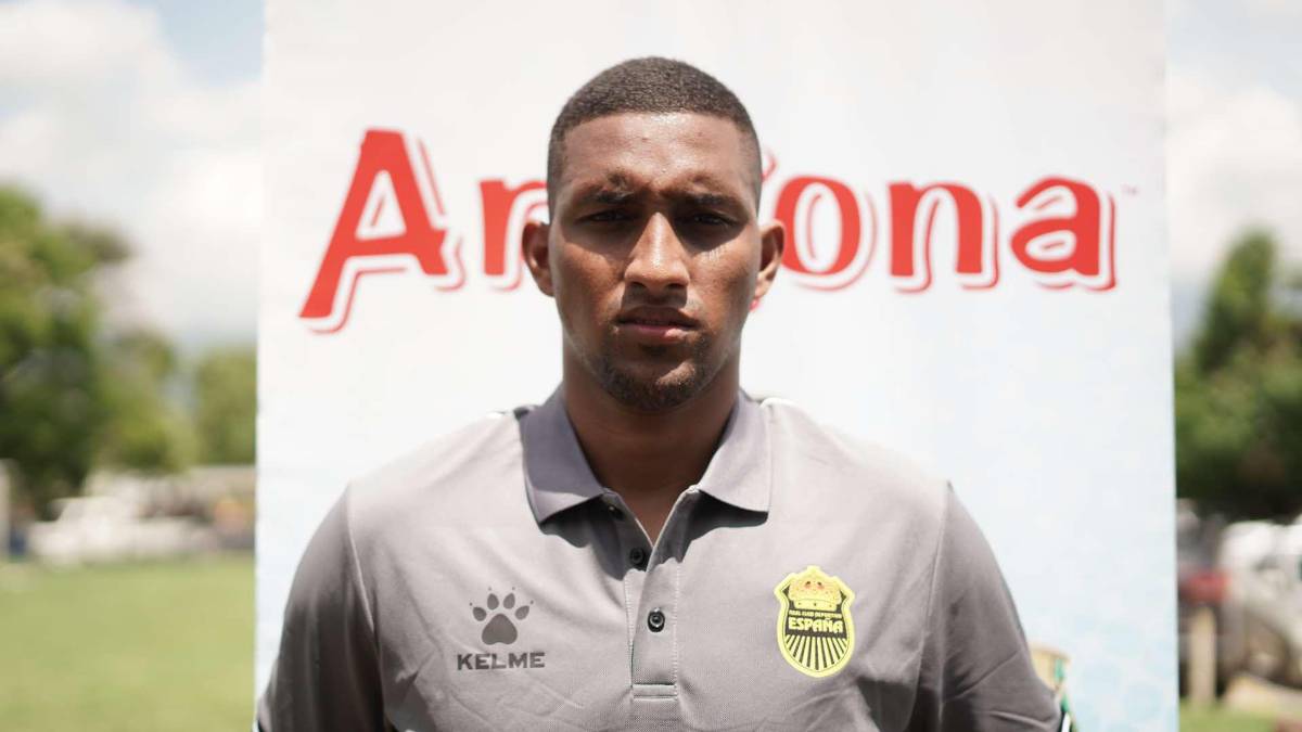 FICHAJES: Europeo llega a Honduras, Olimpia ficha delantero y hondureño firmó en Argentina; Villafranca metido en problemas