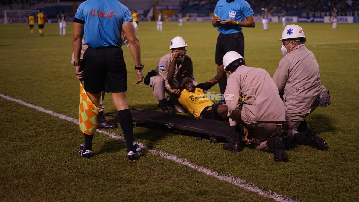 El pleito en las gradas del Olímpico, el eufórico festejo de Héctor Vargas ante su ex y la frustración de Keosseián