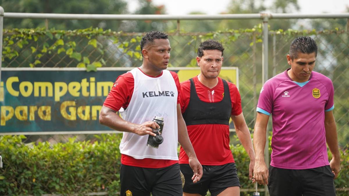 Real España vivió un día especial y pensando en Motagua: sorpresas y gran ambiente