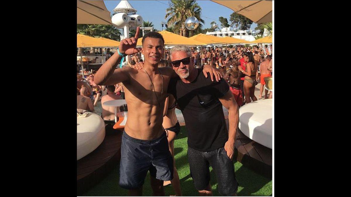 Dele Alli consumió “hippy crack” en una fiesta loca: Gastó 7 mil dólares en alcohol y aparece con cuatro mujeres en una cama