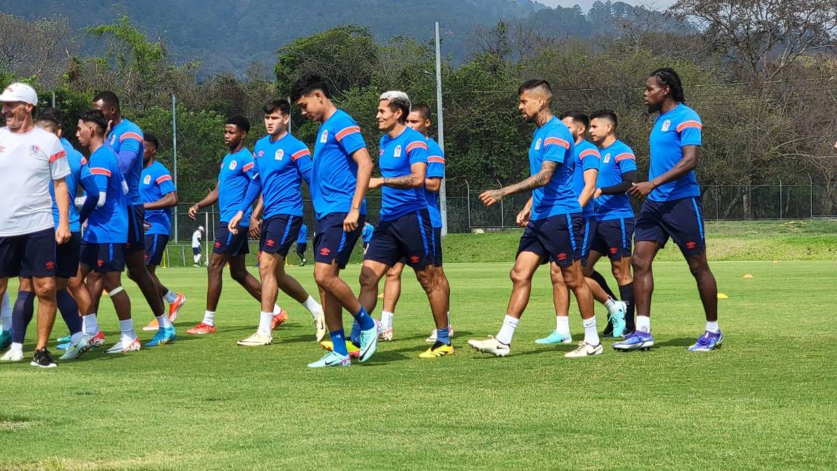 Bengtson sigue alegre tras anotarle a Motagua y el Chelito es el alma del Olimpia: así vivió Troglio el entreno del León